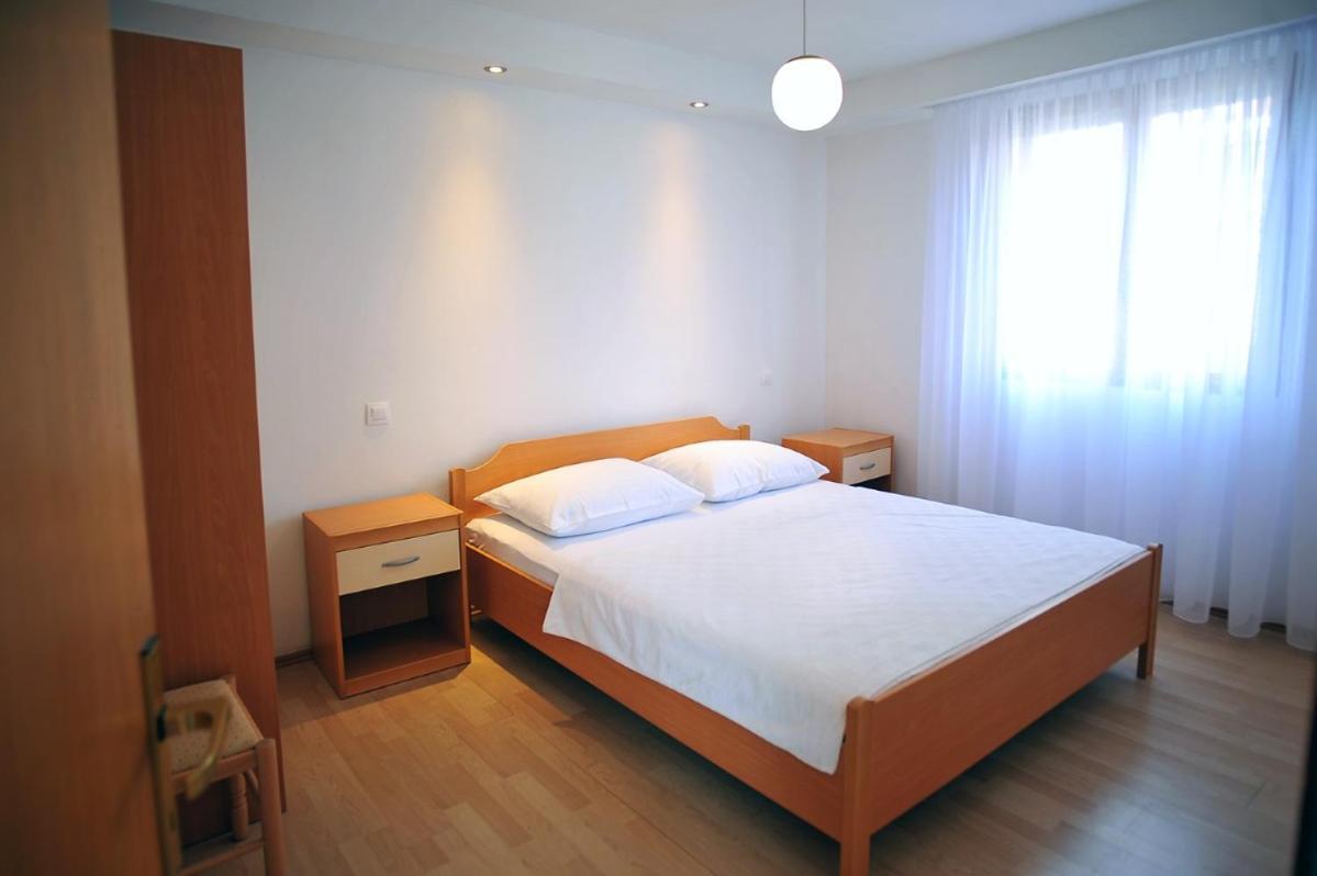 Apartmani Anita Медулин Екстериор снимка