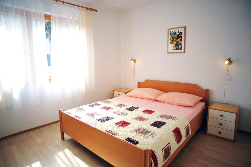 Apartmani Anita Медулин Екстериор снимка