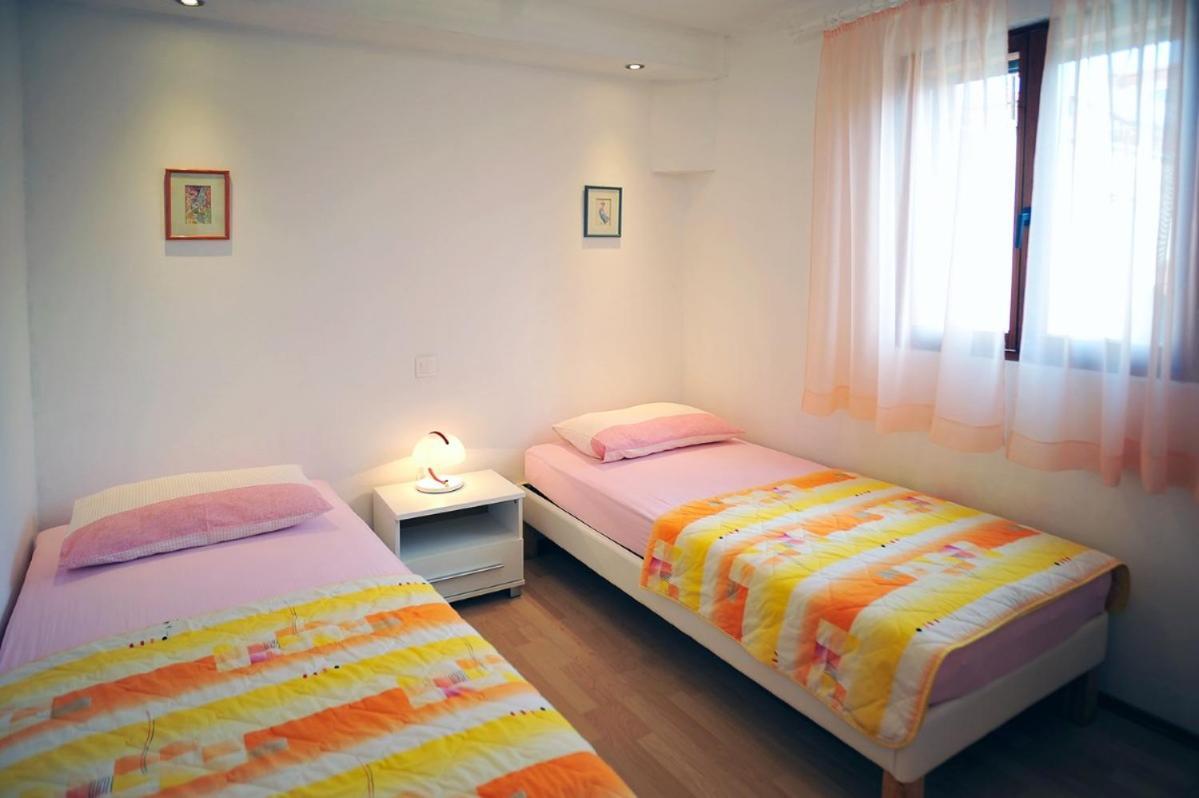 Apartmani Anita Медулин Екстериор снимка